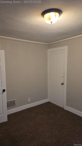 13526 La Salle Boulevard, Detroit, MI 48238