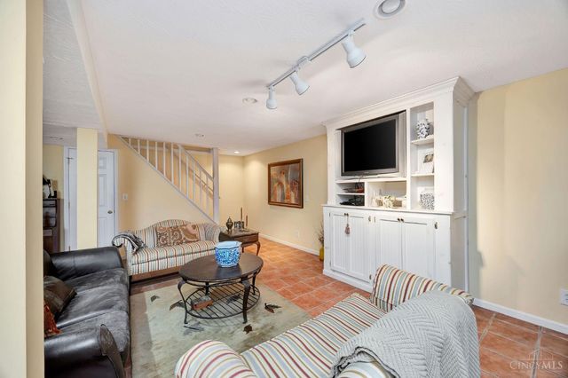 1301 Parkway Court, Fairfield, OH 45014