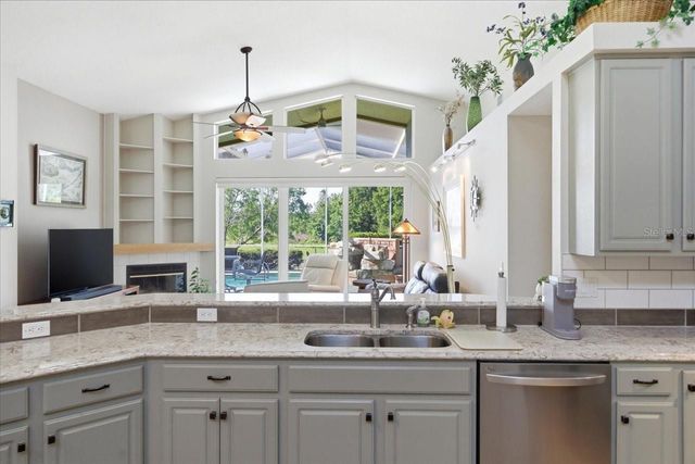 15212 ARBOR HOLLOW DRIVE, Odessa, FL 33556