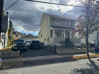 492 Westminster Pl, Lodi Boro, NJ 07644