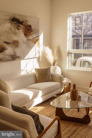 520 S 17TH ST, Philadelphia, PA 19146