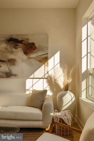 520 S 17TH ST, Philadelphia, PA 19146