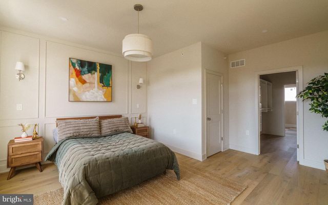 520 S 17TH ST, Philadelphia, PA 19146