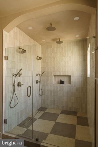 520 S 17TH ST, Philadelphia, PA 19146