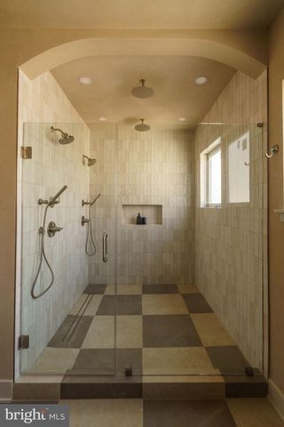 520 S 17TH ST, Philadelphia, PA 19146