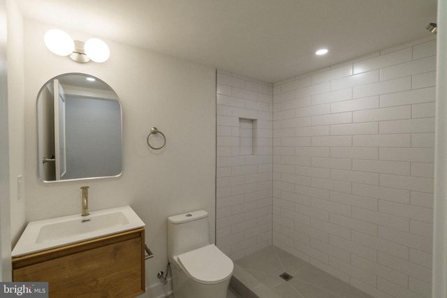 520 S 17TH ST, Philadelphia, PA 19146