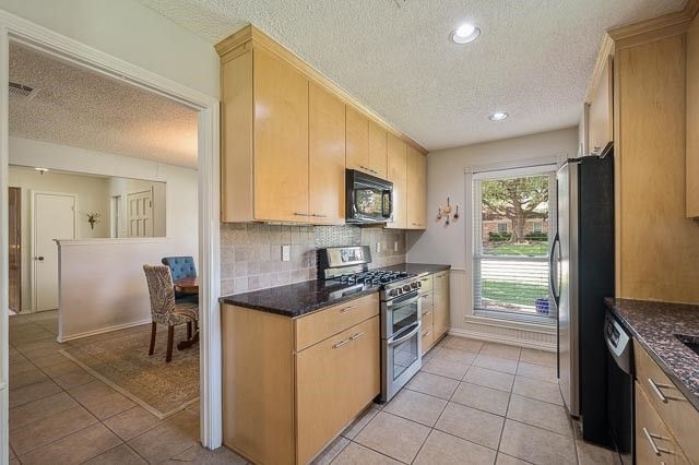2404 Deep Valley Trail, Plano, TX 75023
