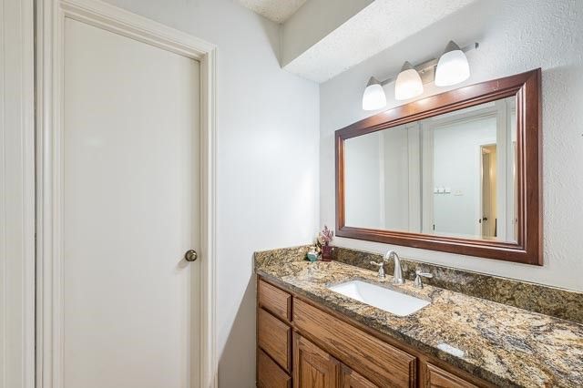 2404 Deep Valley Trail, Plano, TX 75023