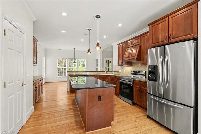 121 N Wildcat Run Court, Advance, NC 27006