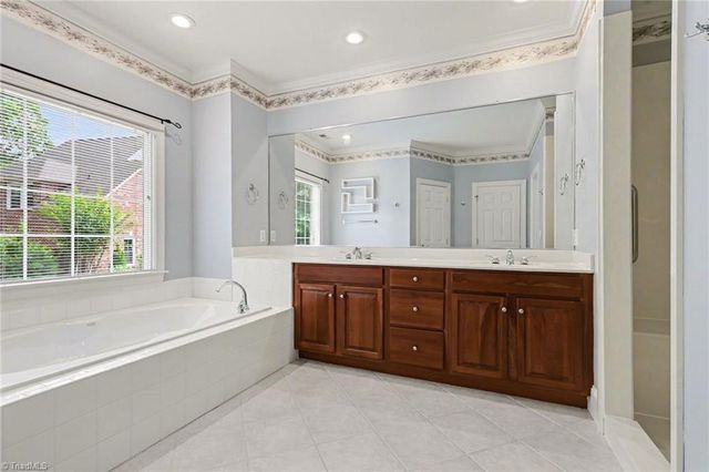 121 N Wildcat Run Court, Advance, NC 27006