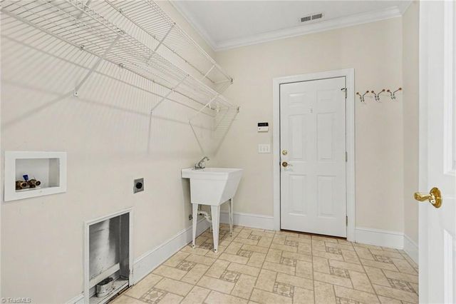 121 N Wildcat Run Court, Advance, NC 27006