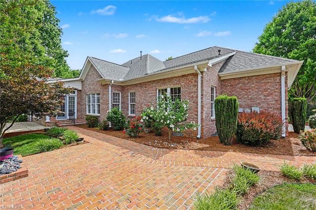 121 N Wildcat Run Court, Advance, NC 27006