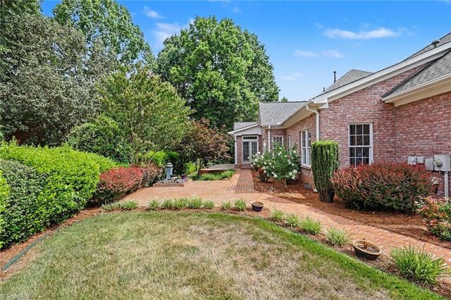 121 N Wildcat Run Court, Advance, NC 27006
