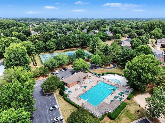 121 N Wildcat Run Court, Advance, NC 27006