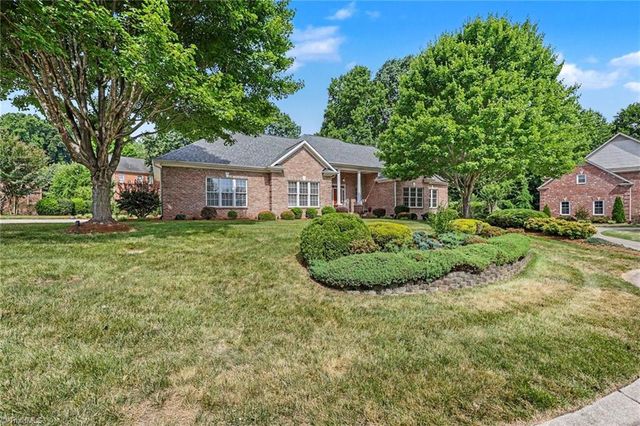 121 N Wildcat Run Court, Advance, NC 27006