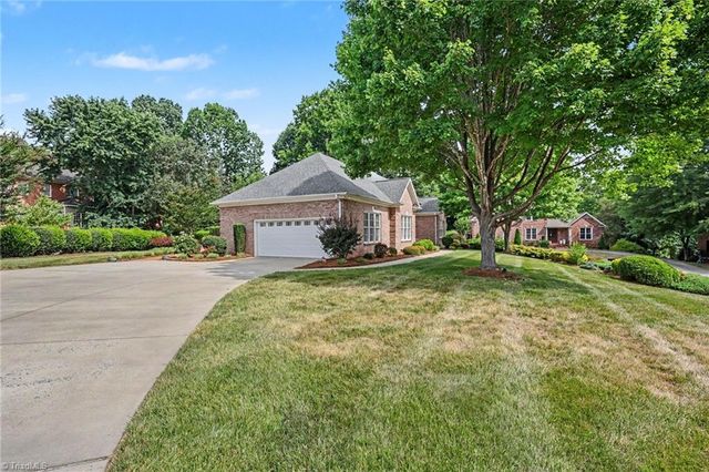 121 N Wildcat Run Court, Advance, NC 27006
