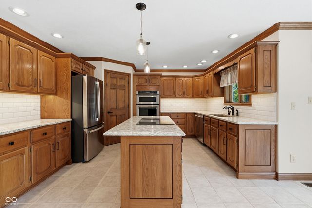 891 Copperwood Drive, Carmel, IN 46033