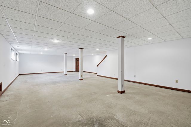 891 Copperwood Drive, Carmel, IN 46033