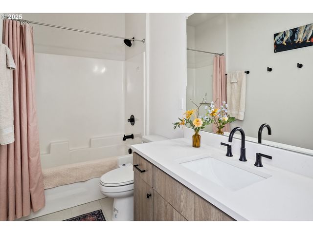 6276 Ne 6TH Ave, Portland, OR 97211