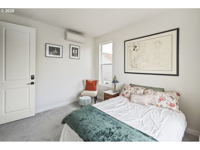 6276 Ne 6TH Ave, Portland, OR 97211