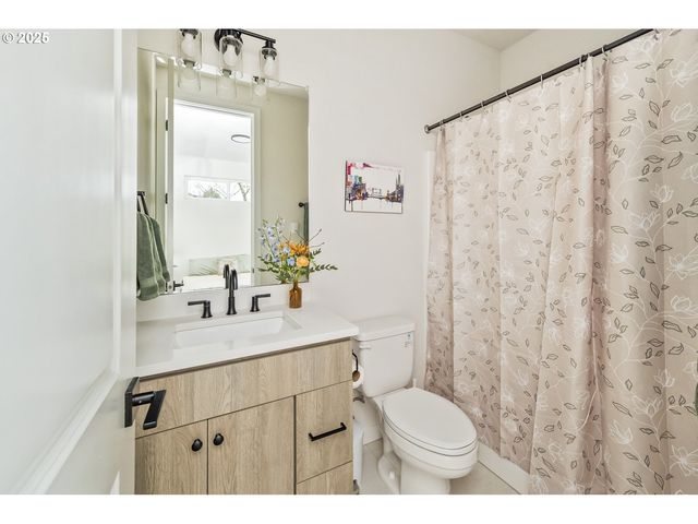 6276 Ne 6TH Ave, Portland, OR 97211