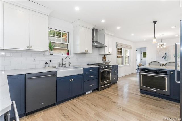 1214 Maple Avenue, South Hempstead, NY 11550