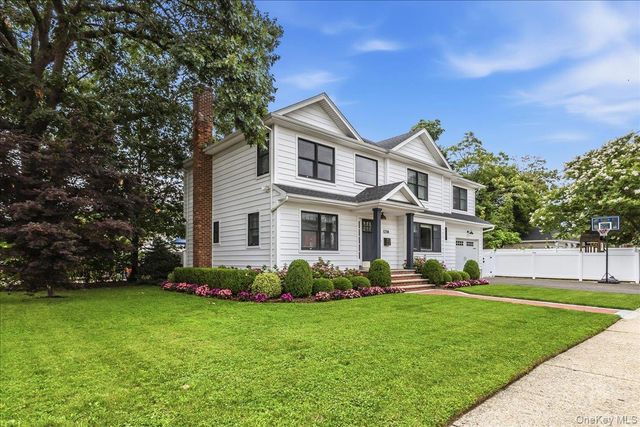 1214 Maple Avenue, South Hempstead, NY 11550