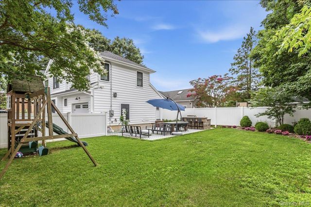 1214 Maple Avenue, South Hempstead, NY 11550