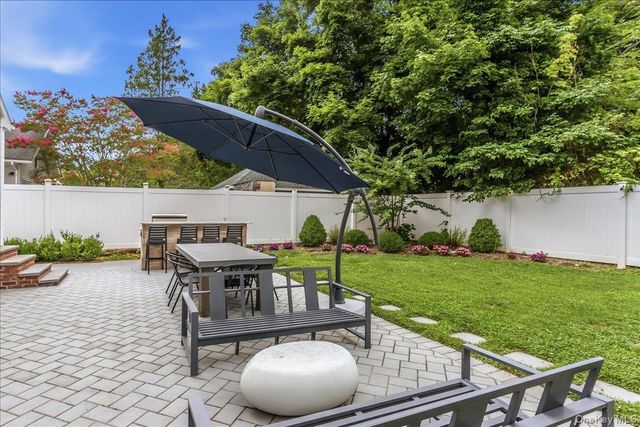 1214 Maple Avenue, South Hempstead, NY 11550