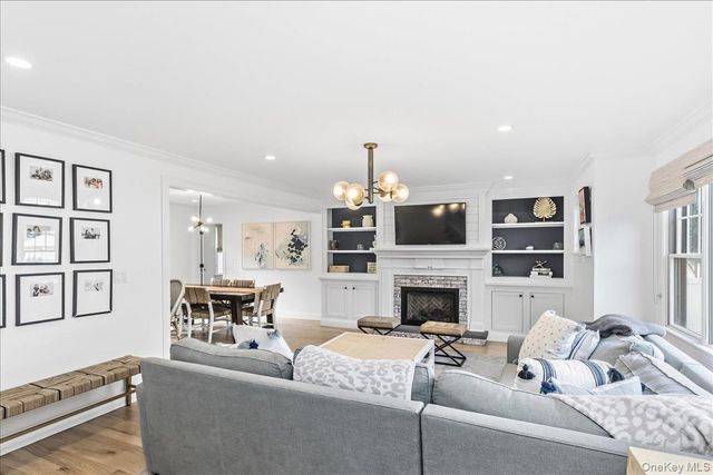 1214 Maple Avenue, South Hempstead, NY 11550