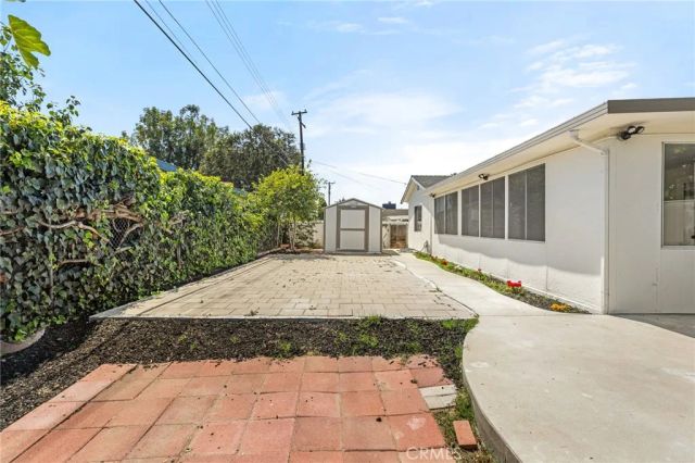 1944 E Lomita Avenue, Orange, CA 92867