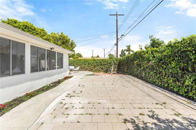 1944 E Lomita Avenue, Orange, CA 92867