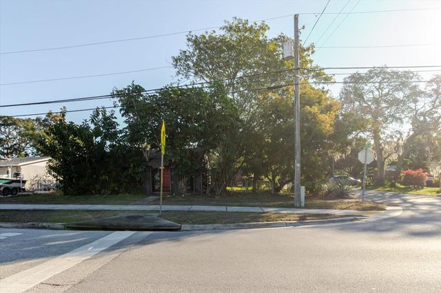 1604 OMAHA STREET, Palm Harbor, FL 34683