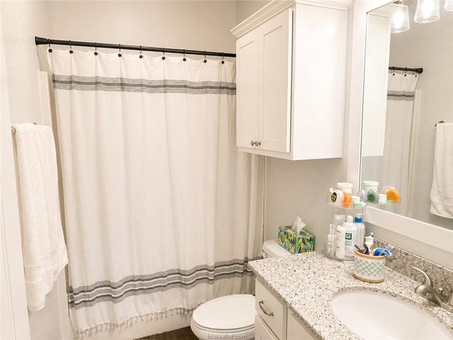3420 Summerway Drive, College Station, TX 77845