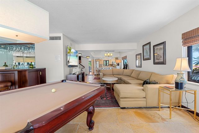 1223 Hillsboro Mile 6, Hillsboro Beach, FL 33062