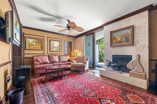 1223 Hillsboro Mile 6, Hillsboro Beach, FL 33062