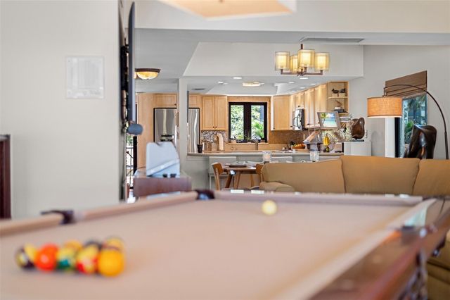 1223 Hillsboro Mile 6, Hillsboro Beach, FL 33062