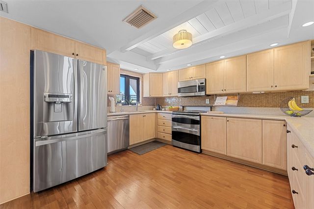 1223 Hillsboro Mile 6, Hillsboro Beach, FL 33062