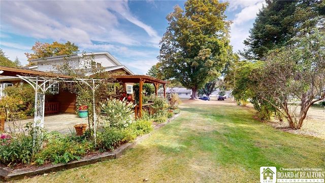 8 Southland Avenue, Busti, NY 14750