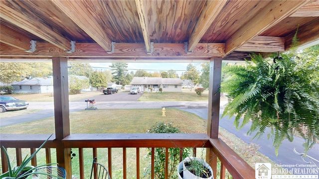 8 Southland Avenue, Busti, NY 14750