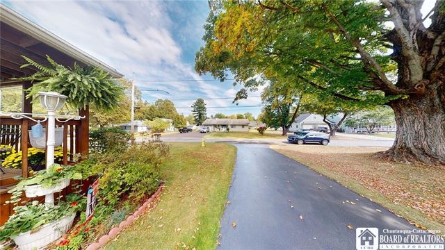 8 Southland Avenue, Busti, NY 14750