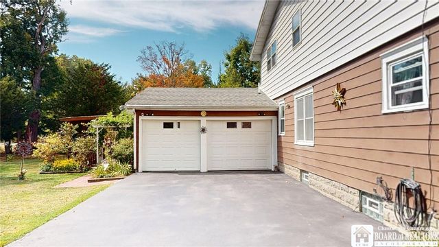 8 Southland Avenue, Busti, NY 14750