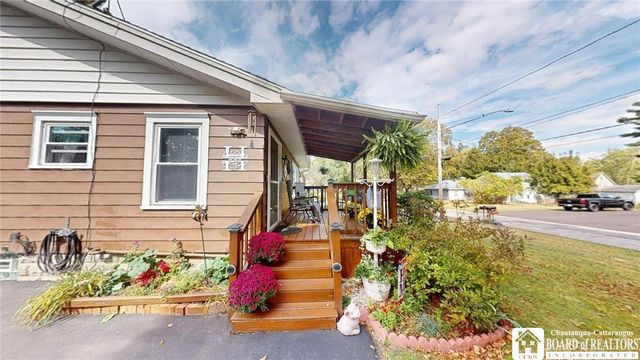 8 Southland Avenue, Busti, NY 14750