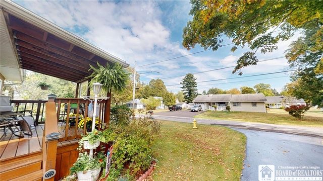 8 Southland Avenue, Busti, NY 14750