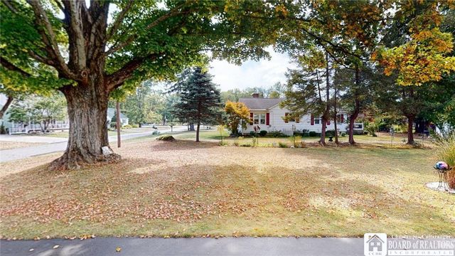 8 Southland Avenue, Busti, NY 14750