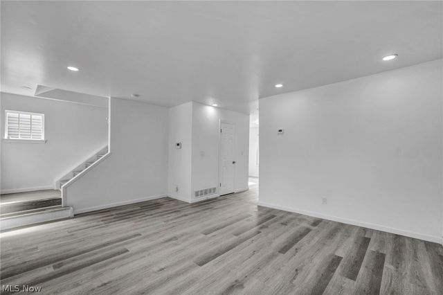 10870 Mount Overlook Avenue, Cleveland, OH 44104