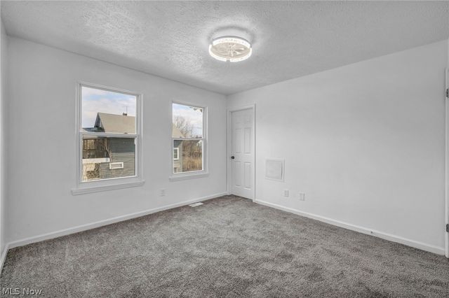 10870 Mount Overlook Avenue, Cleveland, OH 44104