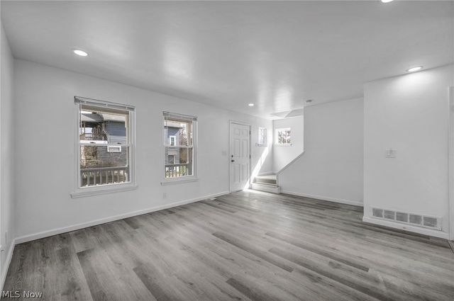 10870 Mount Overlook Avenue, Cleveland, OH 44104