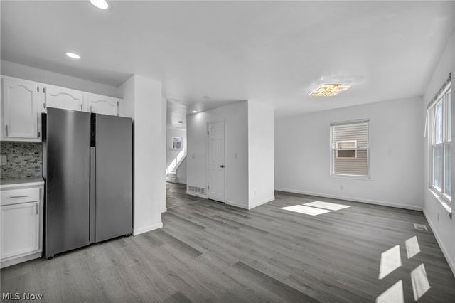 10870 Mount Overlook Avenue, Cleveland, OH 44104