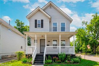 10870 Mount Overlook Avenue, Cleveland, OH 44104